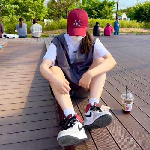 조던 1 레트로 하이 OG 라이트 스모크 그레이 575441-126 photo review