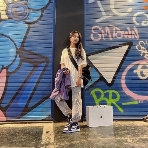 조던 1 레트로 하이 OG 코트 퍼플 2020 575441-500 photo review