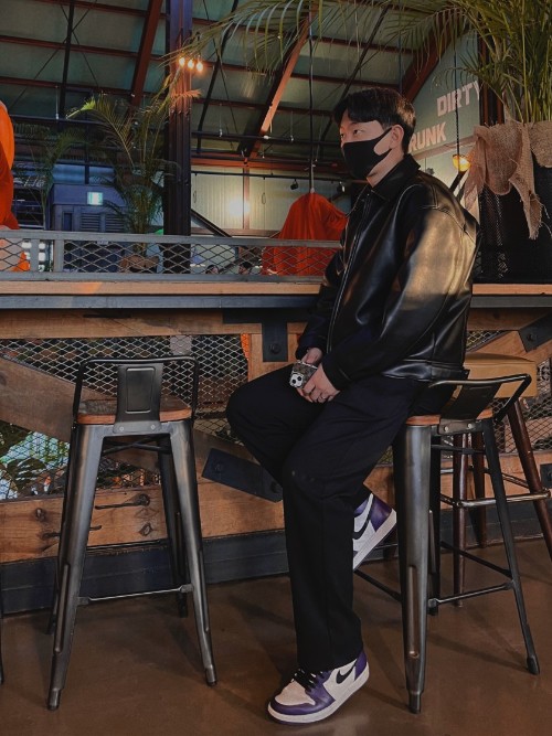 조던 1 레트로 하이 OG 코트 퍼플 2020 575441-500 photo review