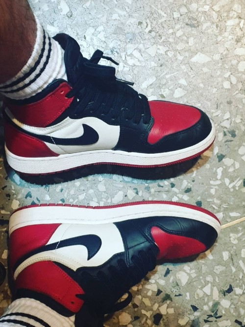 조던 1 레트로 하이 OG 브레드 토 575441-610 photo review