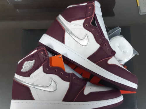 조던 1 레트로 하이 OG 보르도 575441-611 photo review