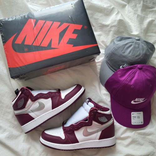 조던 1 레트로 하이 OG 보르도 575441-611 photo review