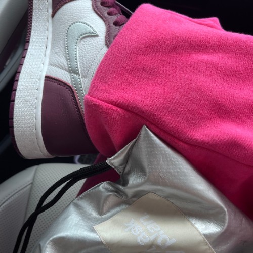 조던 1 레트로 하이 OG 보르도 575441-611 photo review