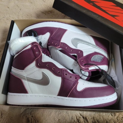조던 1 레트로 하이 OG 보르도 575441-611 photo review