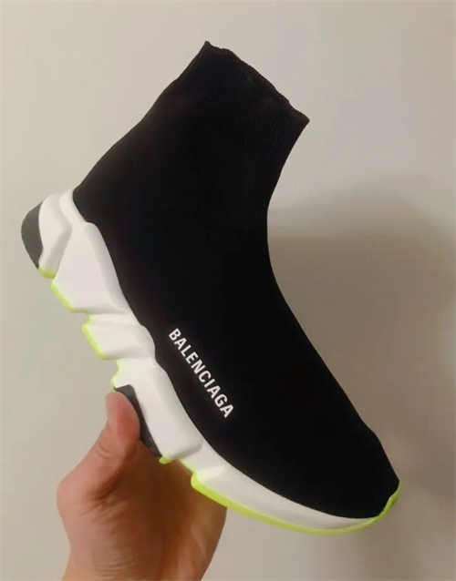 발렌시아가 스피드 트레이너 네이비 화이트 2020 587286W17024005 photo review