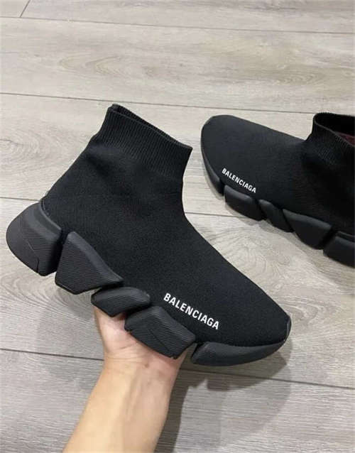 발렌시아가 스피드 트레이너 네이비 화이트 2020 587286W17024005 photo review