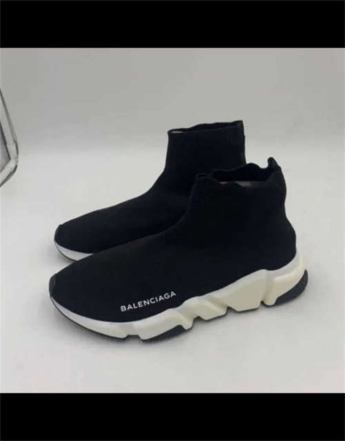 발렌시아가 스피드 트레이너 네이비 화이트 2020 587286W17024005 photo review