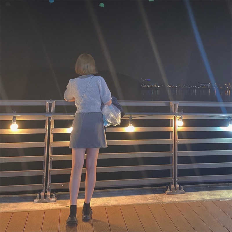 발렌시아가 스피드 트레이너 블랙 2021 645056W2DBP1013 photo review