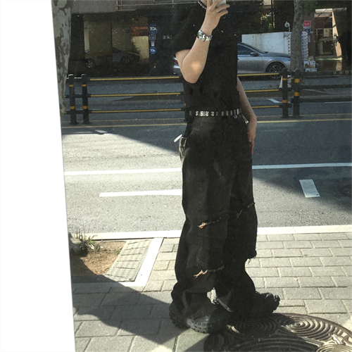 발렌시아가 디펜더 스니커즈 블랙 685613W2RA61000 photo review