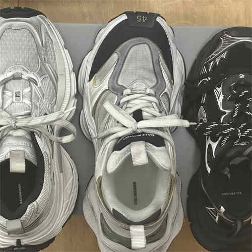 발렌시아가 3XL 스니커즈 블랙 화이트 734734W3XL11090 photo review