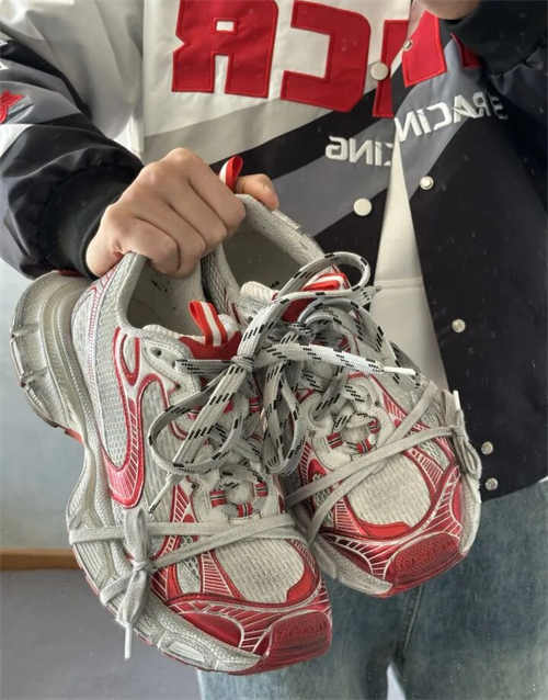 발렌시아가 3XL 스니커즈 옐로우 블랙 734734W3XL27010 photo review