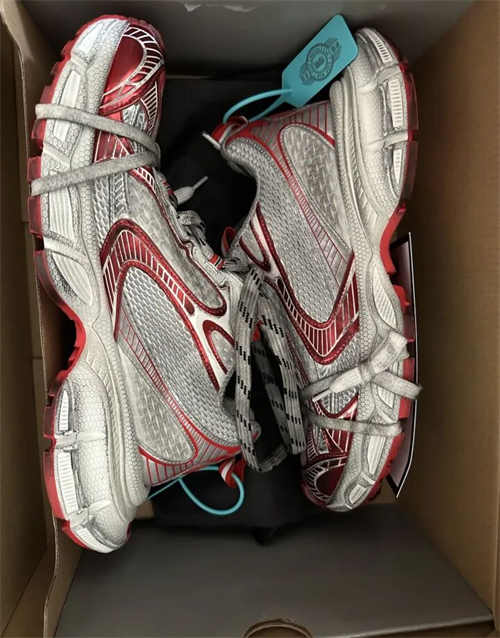 발렌시아가 3XL 스니커즈 옐로우 블랙 734734W3XL27010 photo review