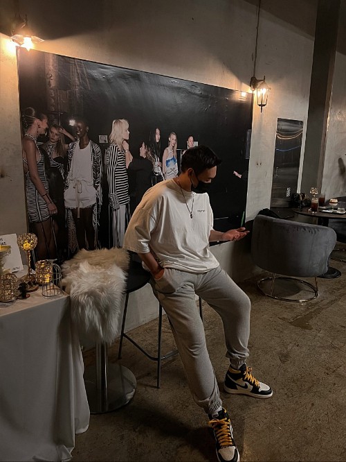 조던 1 레트로 하이 낫 포 리세일 바시티 메이즈 861428-107 photo review