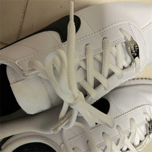 나이키 코르테즈 베이직 SL 화이트 블랙 904764-102 photo review