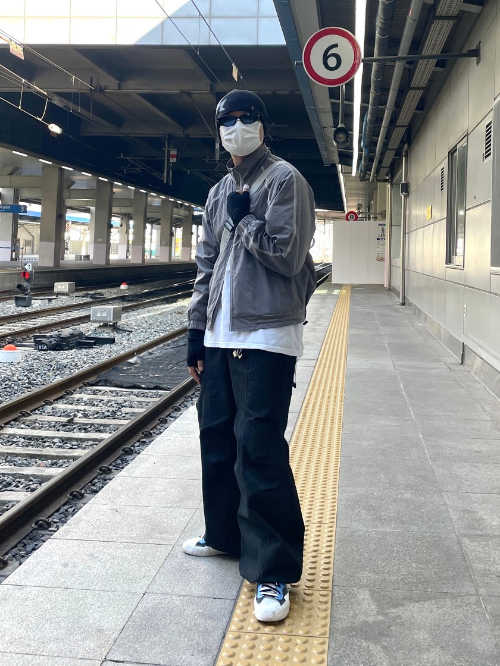 나이키 x 사카이 블레이저 미드 화이트 블랙 레전드 블루 BV0072-001 photo review