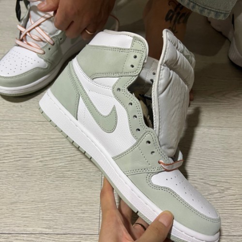 조던 1 레트로 하이 OG 씨폼 CD0461-002 photo review