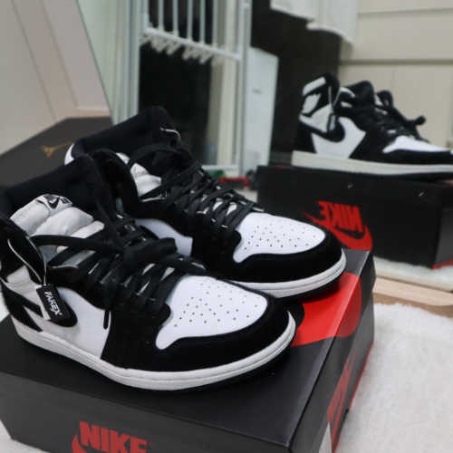 조던 1 레트로 하이 트위스트 CD0461-007 photo review