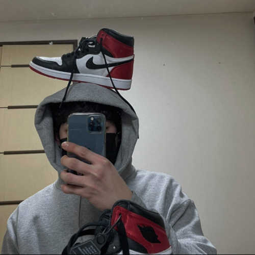 조던 1 레트로 하이 사틴 블랙토 CD0461-016 photo review