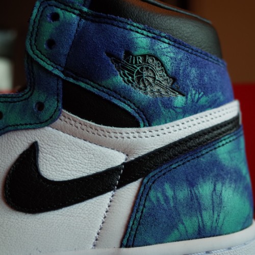 조던 1 레트로 하이 타이다이 CD0461-100 photo review