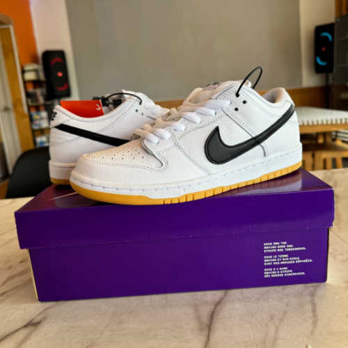 나이키 SB 덩크 로우 프로 화이트 앤 검 라이트 브라운 CD2563-101 photo review