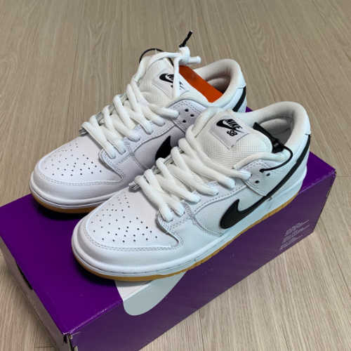 나이키 SB 덩크 로우 프로 화이트 앤 검 라이트 브라운 CD2563-101 photo review