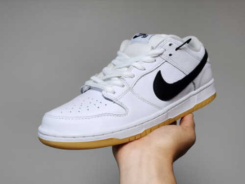 나이키 SB 덩크 로우 프로 화이트 앤 검 라이트 브라운 CD2563-101 photo review