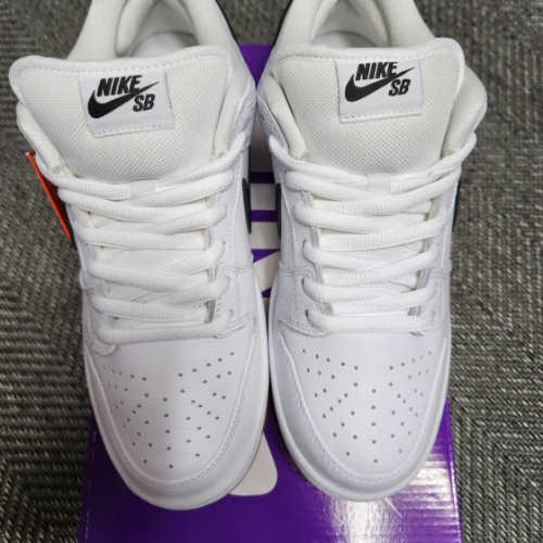 나이키 SB 덩크 로우 프로 화이트 앤 검 라이트 브라운 CD2563-101 photo review