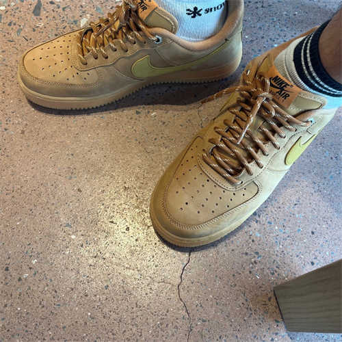 나이키 에어포스 1 '07 WB 플랙스 CJ9179-200 photo review