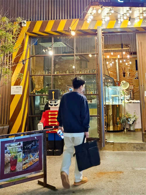 나이키 에어포스 1 '07 WB 플랙스 CJ9179-200 photo review