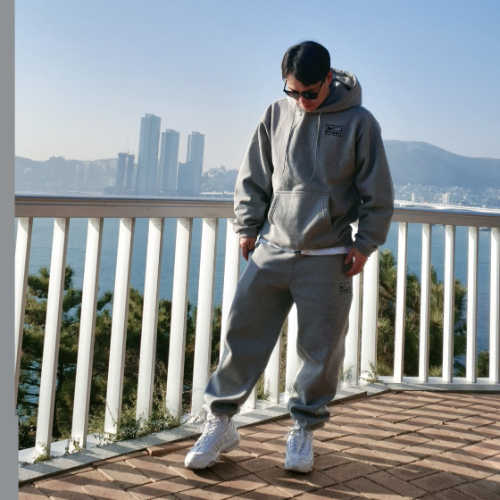 나이키 에어맥스 95 에센셜 트리플 화이트 CT1268-100 photo review