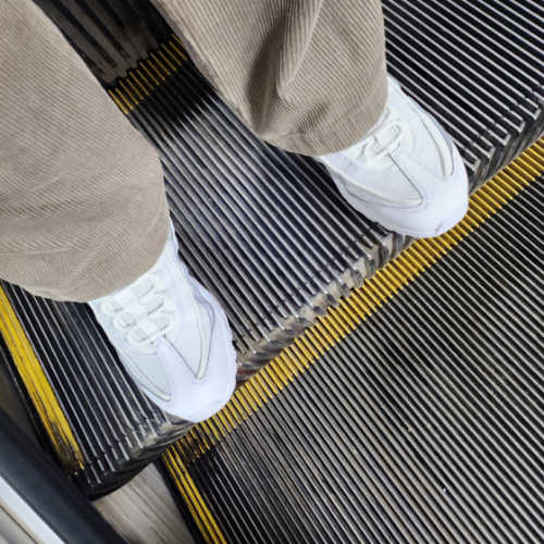 나이키 에어맥스 95 에센셜 트리플 화이트 CT1268-100 photo review