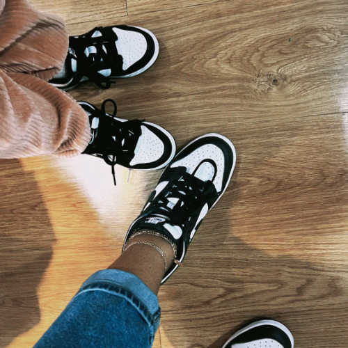 나이키 덩크 로우 블랙 CW1590-100 photo review