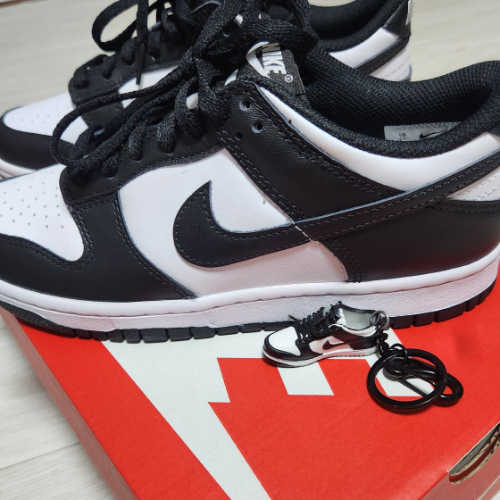 나이키 덩크 로우 블랙 CW1590-100 photo review