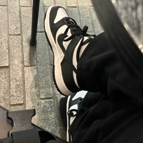 나이키 덩크 로우 블랙 CW1590-100 photo review