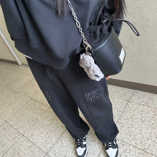 나이키 덩크 로우 블랙 CW1590-100 photo review