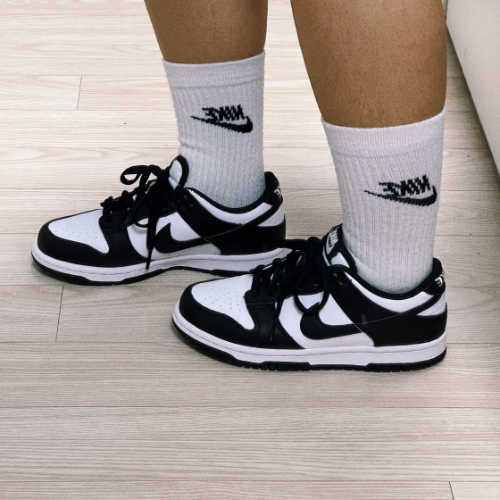 나이키 덩크 로우 블랙 CW1590-100 photo review