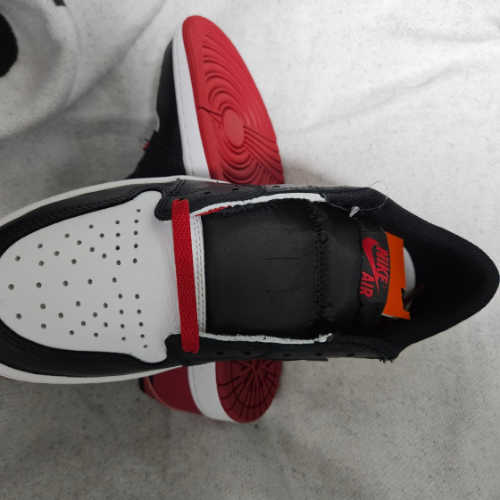 조던 1 레트로 로우 OG 블랙토 CZ0858-106 photo review