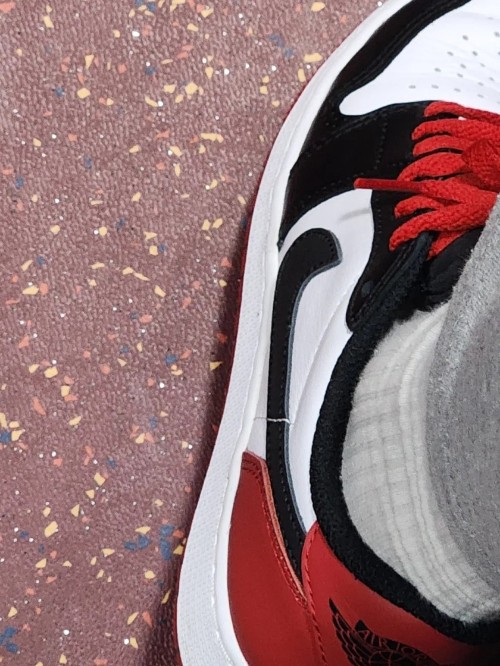 조던 1 레트로 로우 OG 블랙토 CZ0858-106 photo review