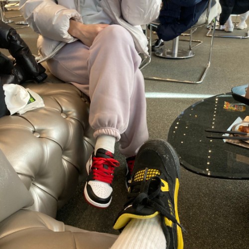 조던 1 레트로 로우 OG 블랙토 CZ0858-106 photo review