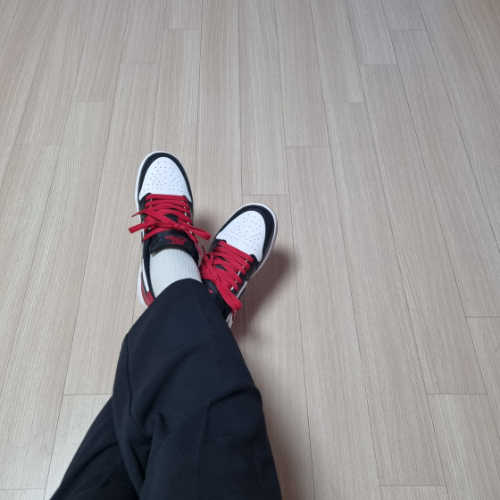 조던 1 레트로 로우 OG 블랙토 CZ0858-106 photo review