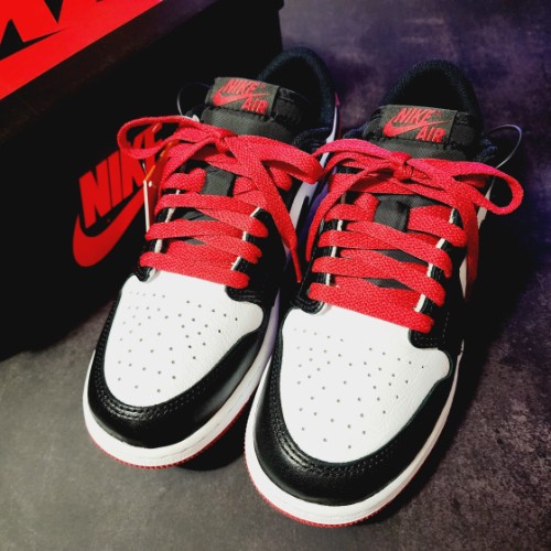 조던 1 레트로 로우 OG 블랙토 CZ0858-106 photo review