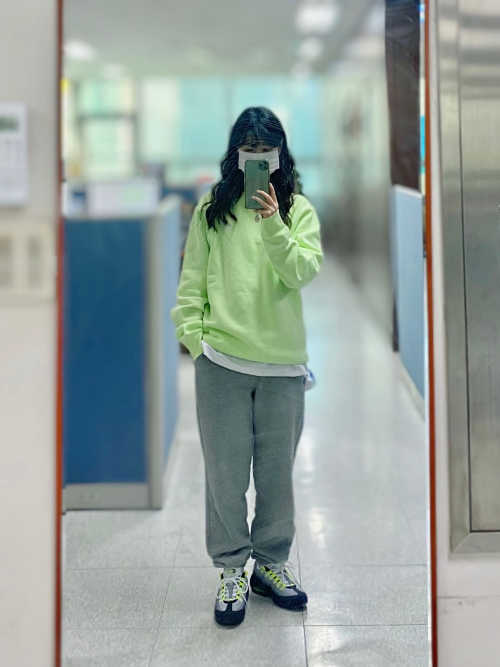 나이키 에어맥스 95 OG 네온 옐로우 2020 CZ0910-001 photo review