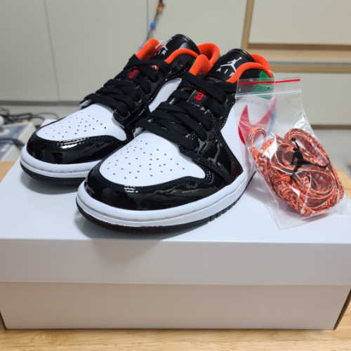 조던 1 로우 SE 멀티컬러 블랙토 CZ4776-101 photo review