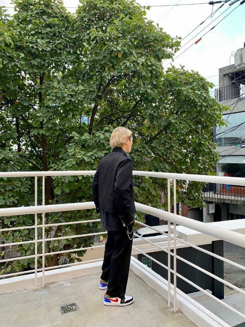 조던 1 로우 SE 멀티컬러 블랙토 CZ4776-101 photo review