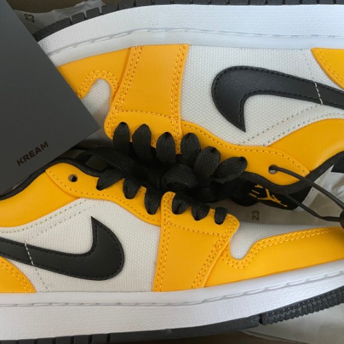 조던 1 로우 SE 레이저 오렌지 CZ4776-107 photo review