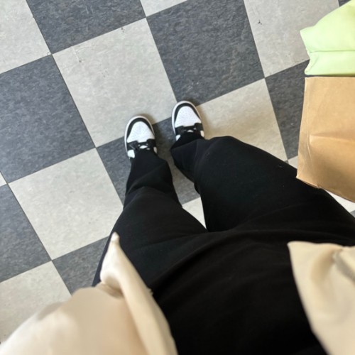 조던 1 로우 블랙 앤 화이트 DC0774-101 photo review