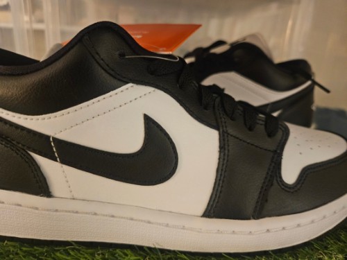 조던 1 로우 블랙 앤 화이트 DC0774-101 photo review
