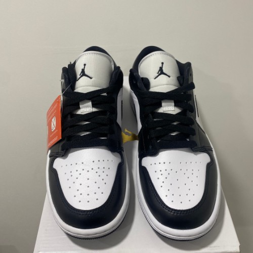 조던 1 로우 블랙 앤 화이트 DC0774-101 photo review