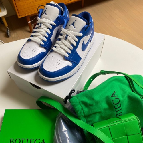 조던 1 로우 화이트 다크 마리나 블루 DC0774-114 photo review