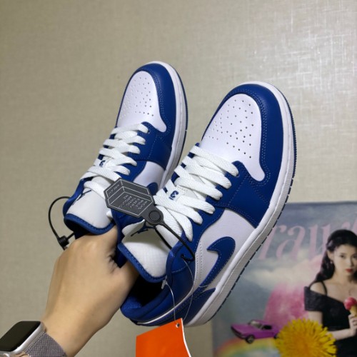 조던 1 로우 화이트 다크 마리나 블루 DC0774-114 photo review